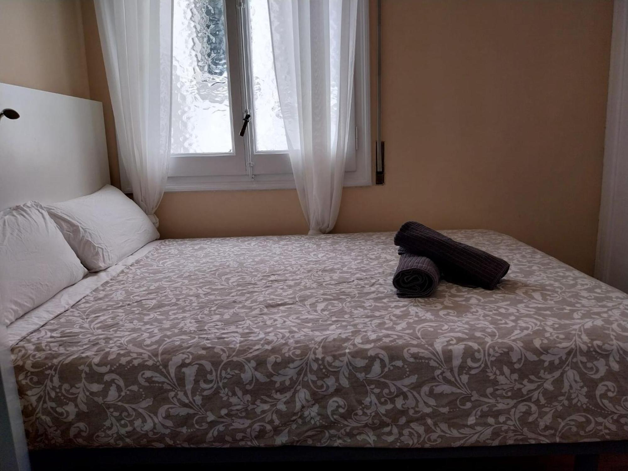 Eixample Bruc Private Rooms - Barcelona, Barcelona